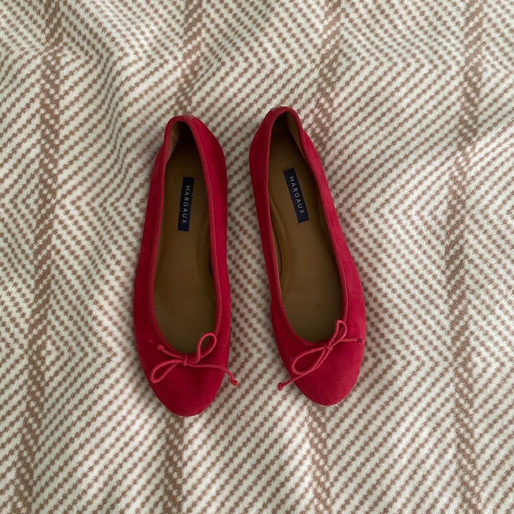 Margaux Demi flats in Poppy suede size 9